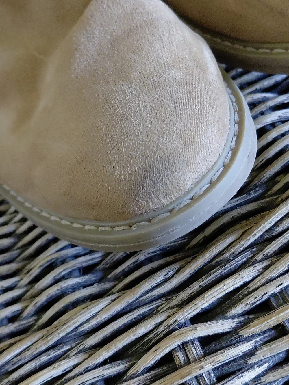 Universal Thread Booties - Picture 14 of 16